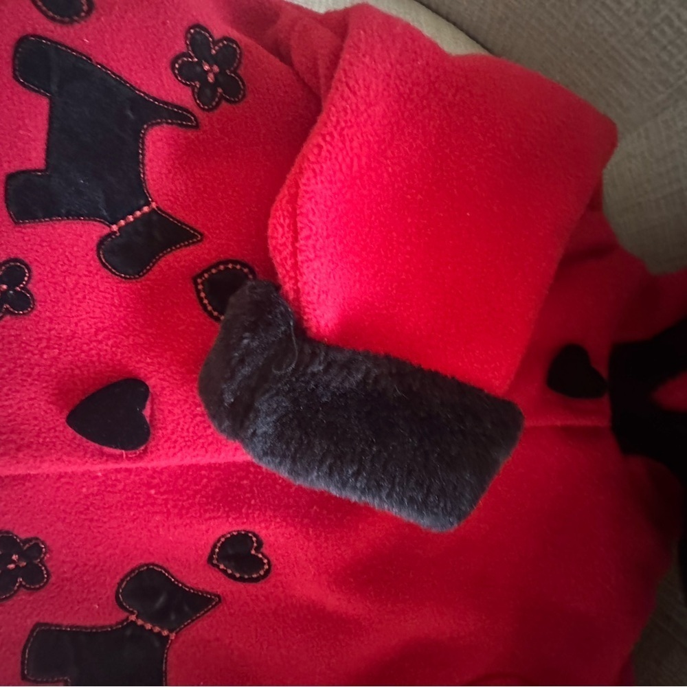 GoodLad Red with Black Heart and Dog Accents Infant 12 M - Picture 5 of 11
